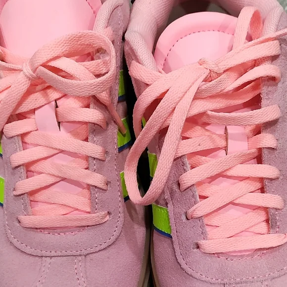 Adidas Pink Sneakers with Green and Blue Stripes - Picture 10 of 10